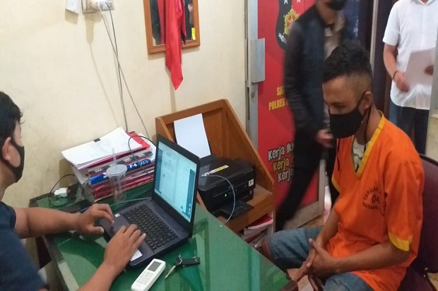 Pemuda di Batanghari...