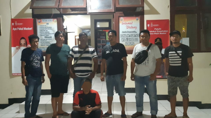 2 Bulan Buron, Pelaku...