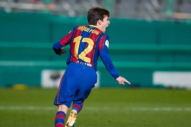 Jadi Pahlawan Barcelona,...