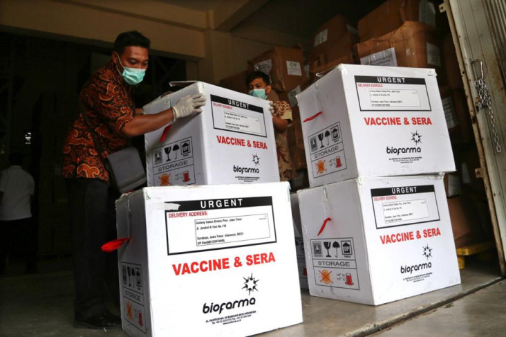 Seknas Jokowi: Vaksin...
