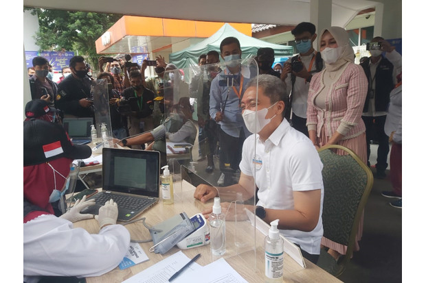 Jadi Orang Pertama yang...