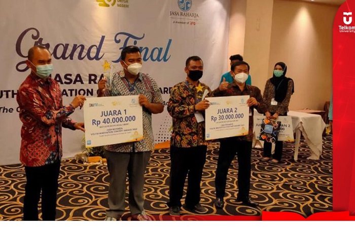 Telkom University Juarai...