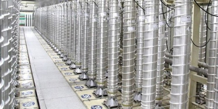 Iran Mulai Riset Bahan...