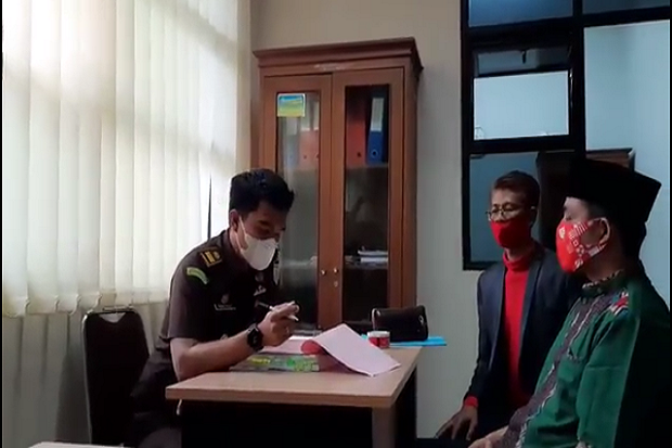 Raja Kerajaan Tunggul...