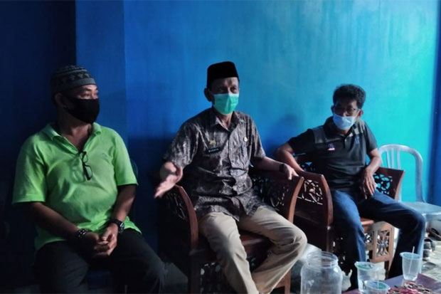 Seorang Warga Pinrang...