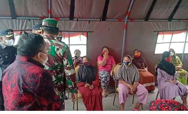 Tinjau Loksi Banjir...