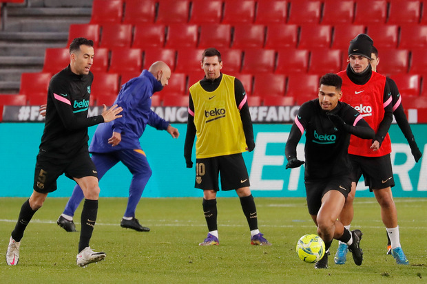 Barcelona Berharap Messi...