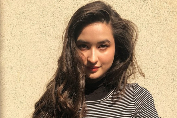 Stephanie Poetri Rilis...