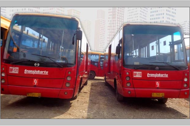 17 Tahun Transjakarta,...