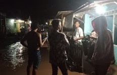 Ratusan Rumah Warga...