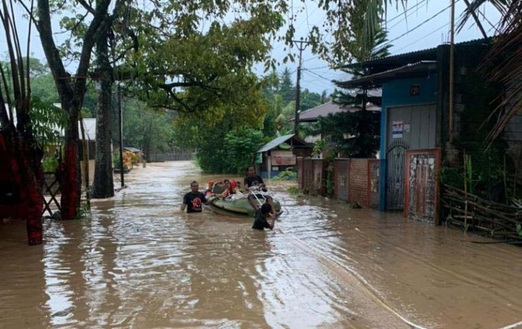 Lima Tewas Akibat Banjir...