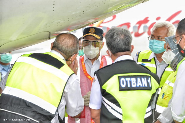 Ramp Check Pesawat di...