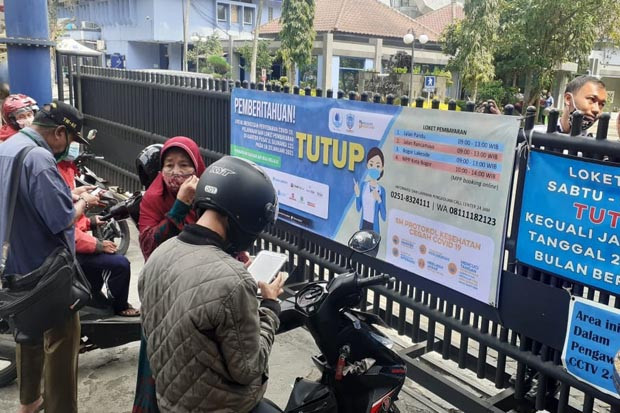 14 Karyawan Terpapar...