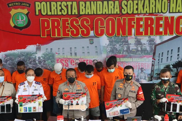 15 Calo Penjual Surat...