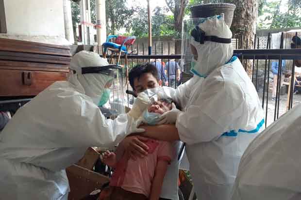 Kekurangan Nakes, RS...