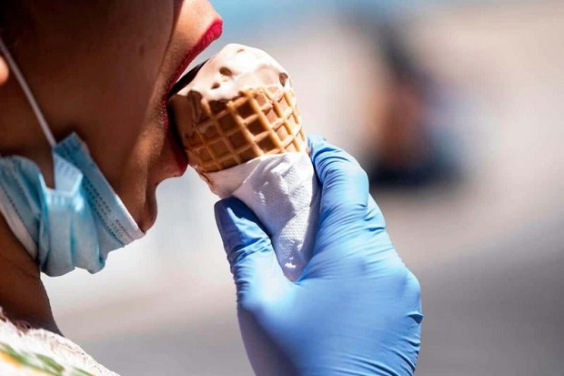 Es Krim Buatan China...