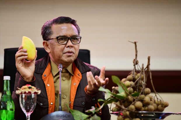 Nurdin Abdullah Sajikan...