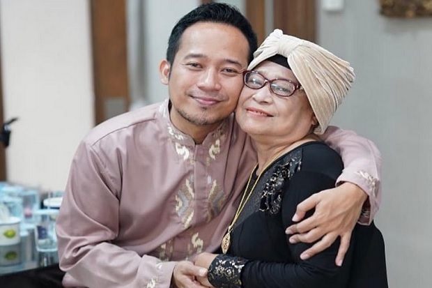 Ibunda Denny Cagur Meninggal...