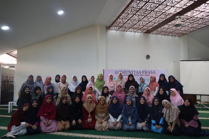 Komunitas Frasa, Sahabat...