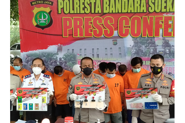Sindikat Pembuat Surat...