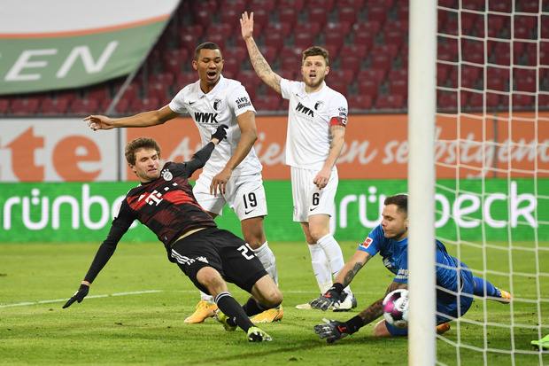 Penalti Lewandowski...