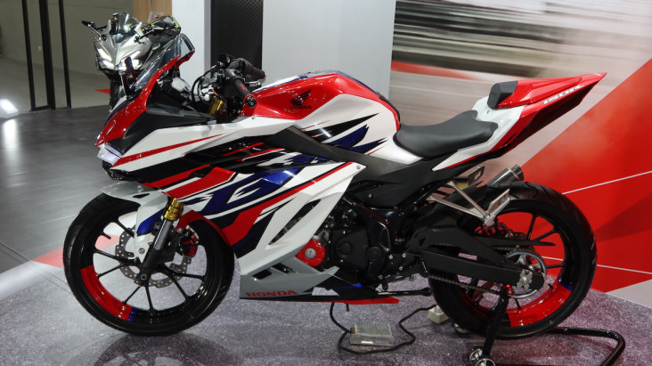 Ngeri, Penjualan Motor...