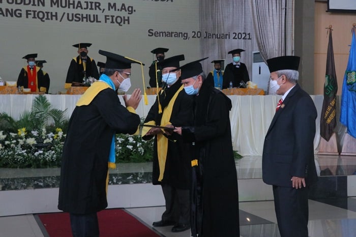 UIN Walisongo Berikan...