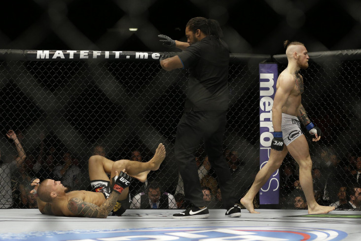 Conor McGregor KO Dustin...