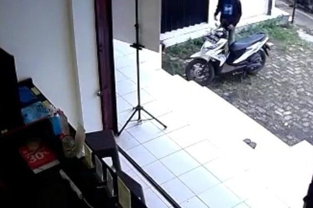 Kurang dari 2 Menit,...