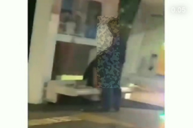 Tak Punya Urat Malu,...