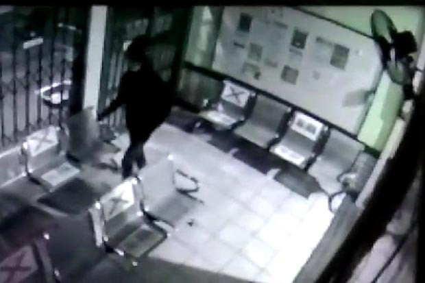 Polisi Buru Maling Pembobol...