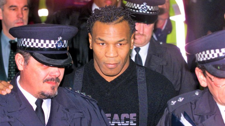 Ya, Tuhan! Mike Tyson...