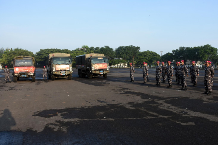 Marinir Kirim 3 Truk...