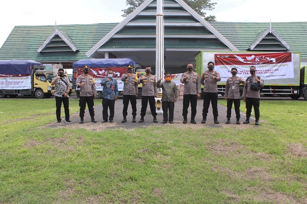 9 Truk Bantuan Kemanusiaan...