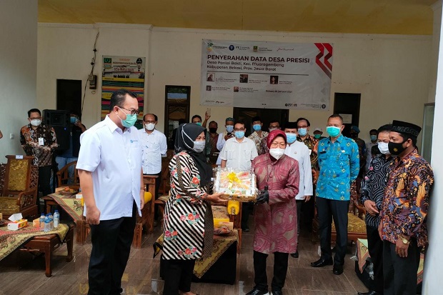 Peneliti IPB Serahkan...