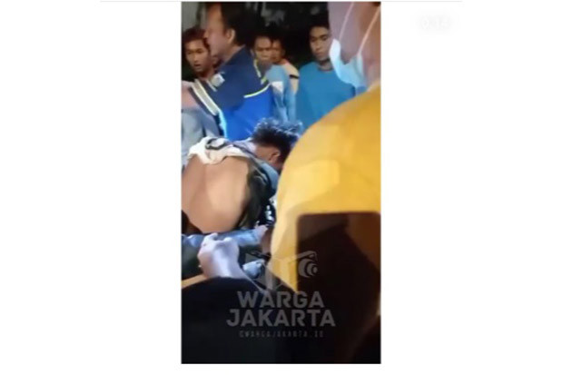Tertangkap Warga, 2...
