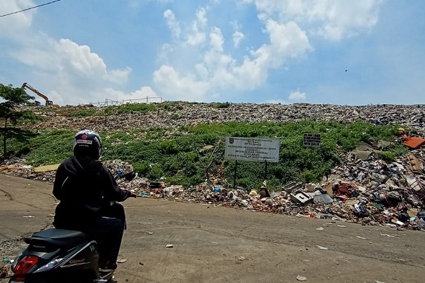 TPA Cipayung Penuh,...