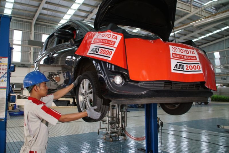 Boleh Memakai Ban Mobil...