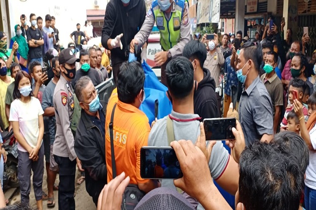 Geger, Jasad Perempuan...