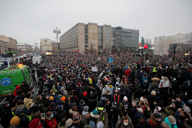 Kremlin: Demonstrasi...