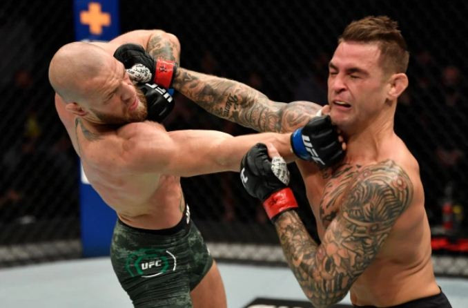 Dustin Poirier Pukul...