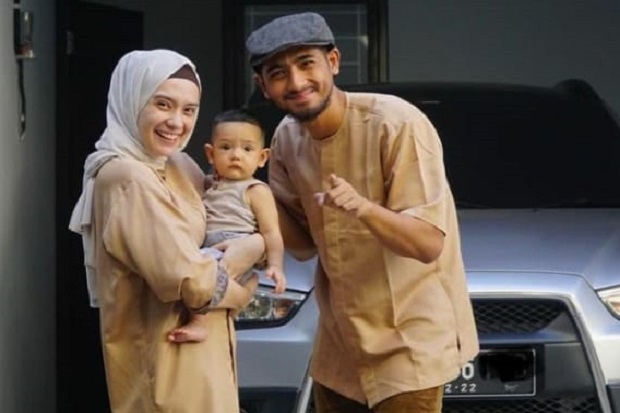 Arya Saloka Larang Putri...