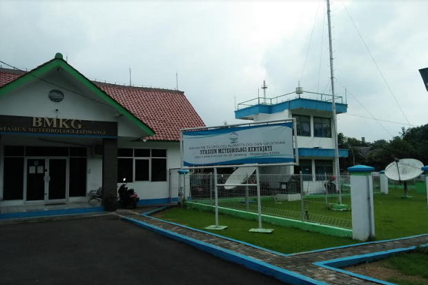 Curah Hujan Tinggi,...