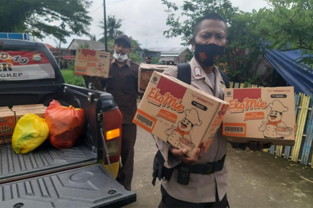 Polres Pangkep Salurkan...