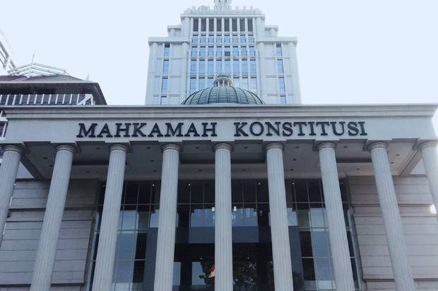 MK Sidangkan 35 Perkara...
