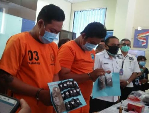 Job Manggung Sepi, Pemusik...