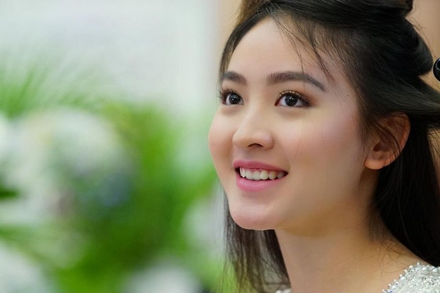 Natasha Willona Curhat...