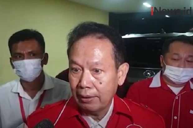 Ambroncius Nababan Masih...