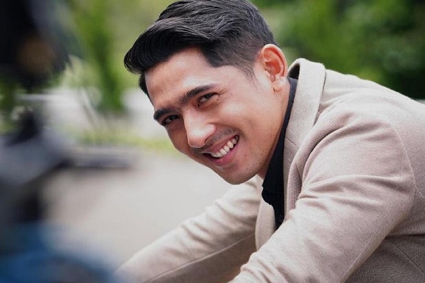 Sukses di Ikatan Cinta,...