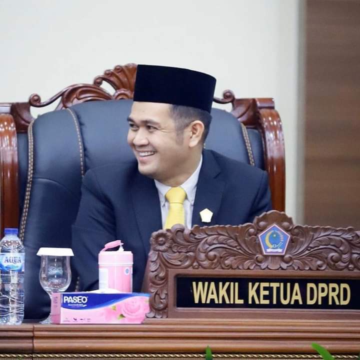 Dicopot dari Jabatan...